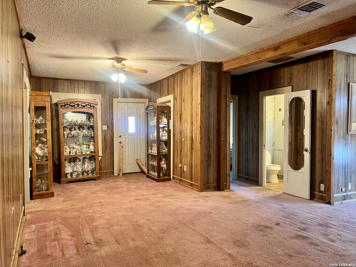 413 4th Poteet TX 78065
