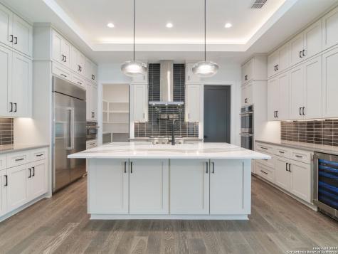 35 Dominion Heights San Antonio TX 78257