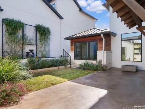 35 Dominion Heights San Antonio TX 78257