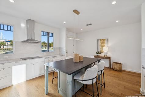 502 Mcmonigal San Antonio TX 78210