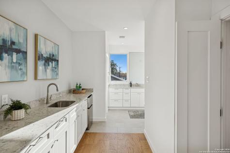 502 Mcmonigal San Antonio TX 78210