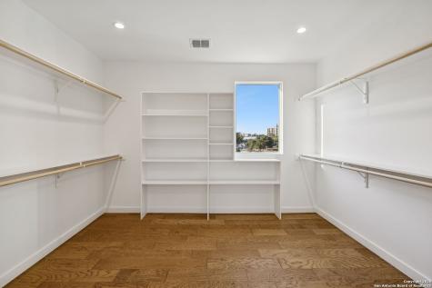 502 Mcmonigal San Antonio TX 78210