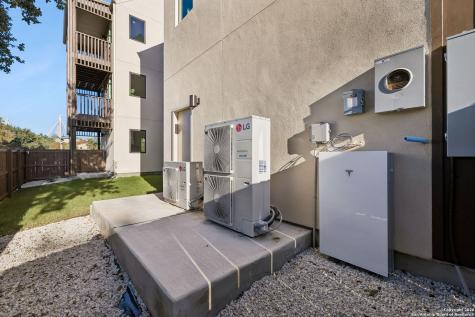 502 Mcmonigal San Antonio TX 78210