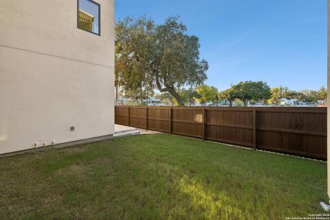 502 Mcmonigal San Antonio TX 78210