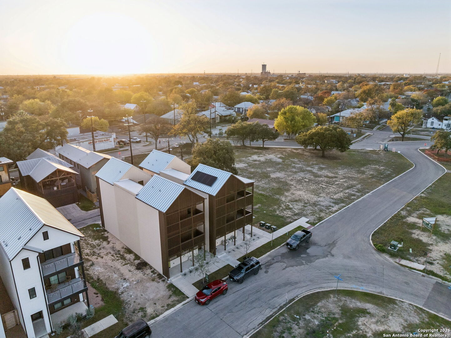 502 Mcmonigal San Antonio TX 78210