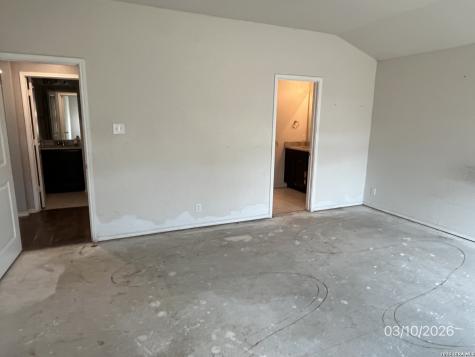8167 Falcon Meadow Converse TX 78109
