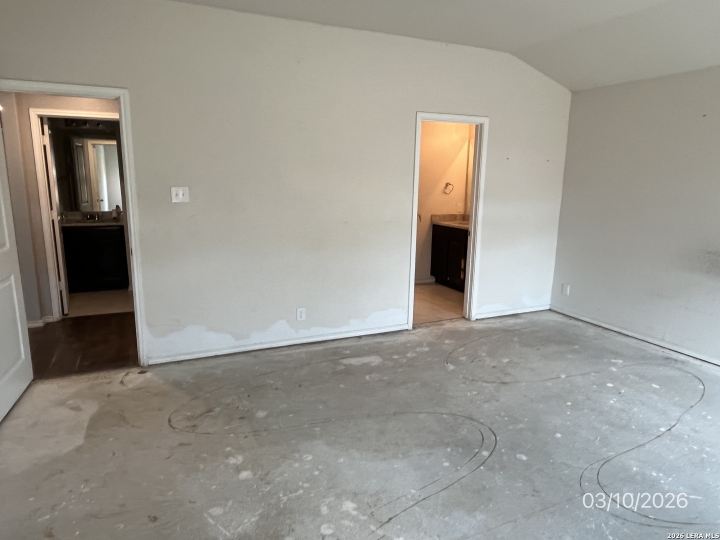 8167 Falcon Meadow Converse TX 78109