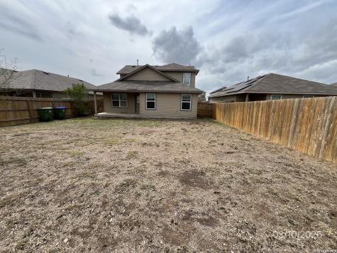 8167 Falcon Meadow Converse TX 78109
