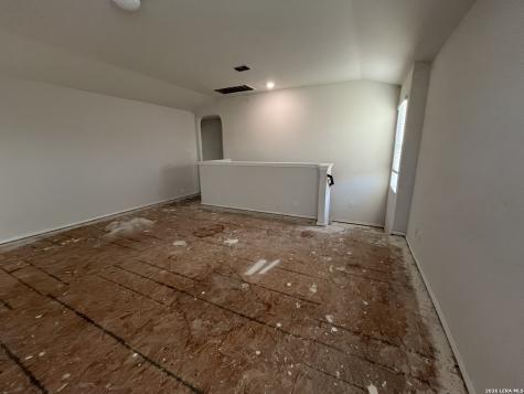 8167 Falcon Meadow Converse TX 78109