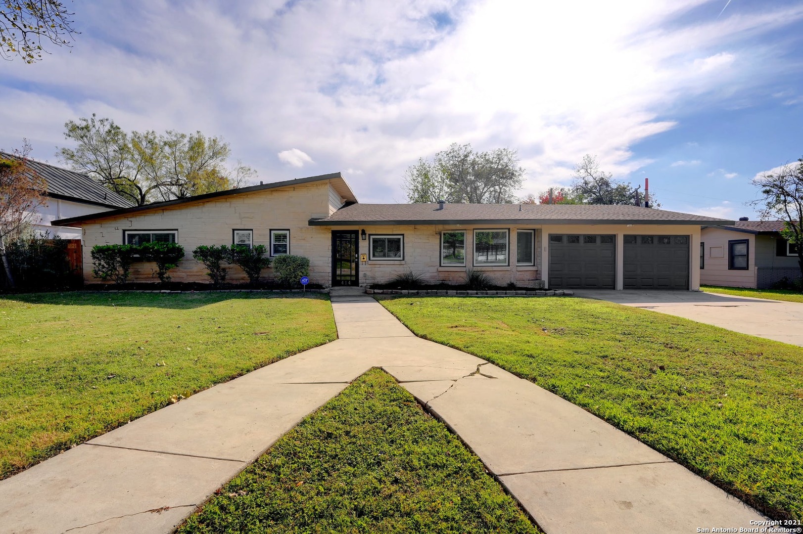 414 Robinhood Place San Antonio TX 78209