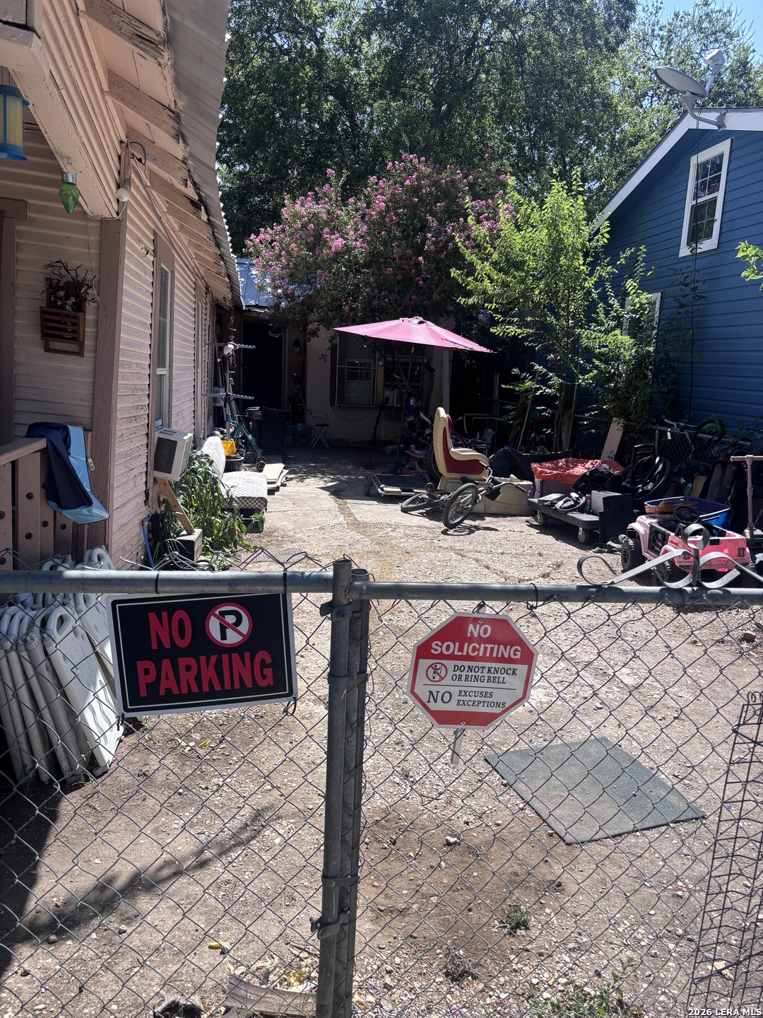 2210 S Trinity Street San Antonio TX 78207