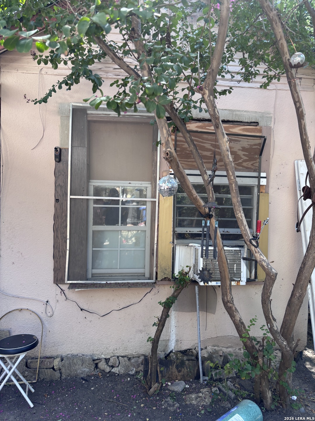 2210 S Trinity Street San Antonio TX 78207