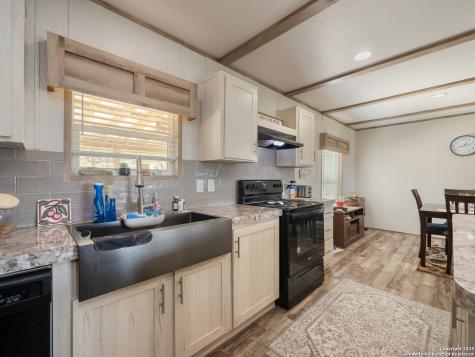 385 Ridge Trail Bandera TX 78003