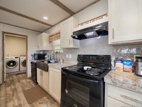 385 Ridge Trail Bandera TX 78003