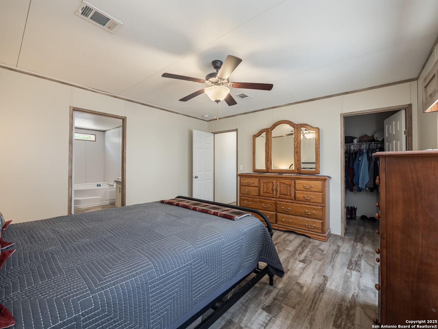 385 Ridge Trail Bandera TX 78003
