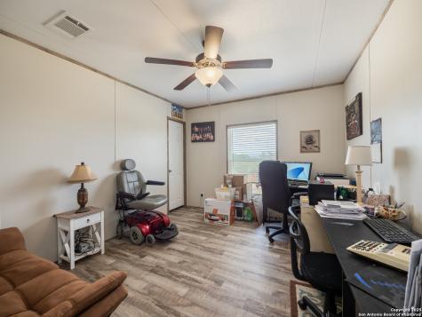 385 Ridge Trail Bandera TX 78003