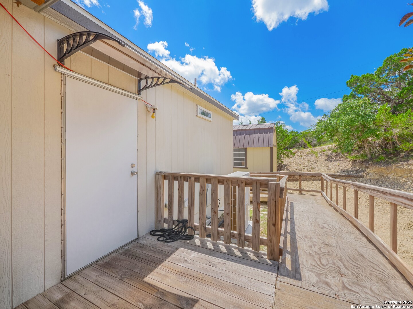 385 Ridge Trail Bandera TX 78003