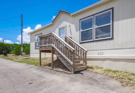 385 Ridge Trail Bandera TX 78003