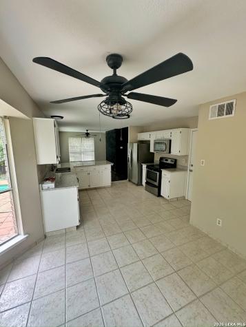 9227 Blockade Drive San Antonio TX 78240