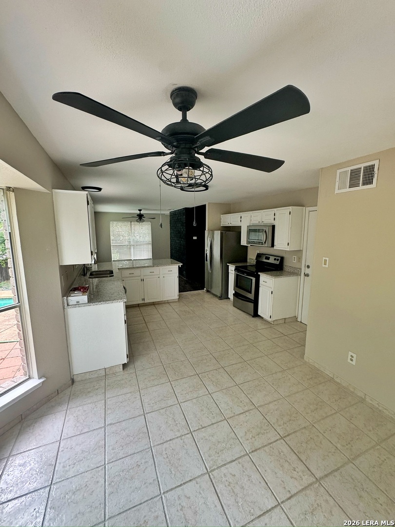 9227 Blockade Drive San Antonio TX 78240