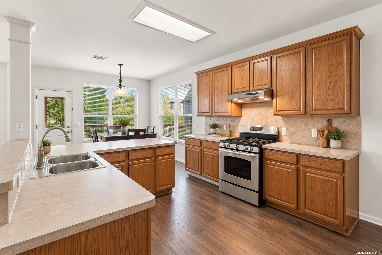 25011 Catalan Cliff San Antonio TX 78261