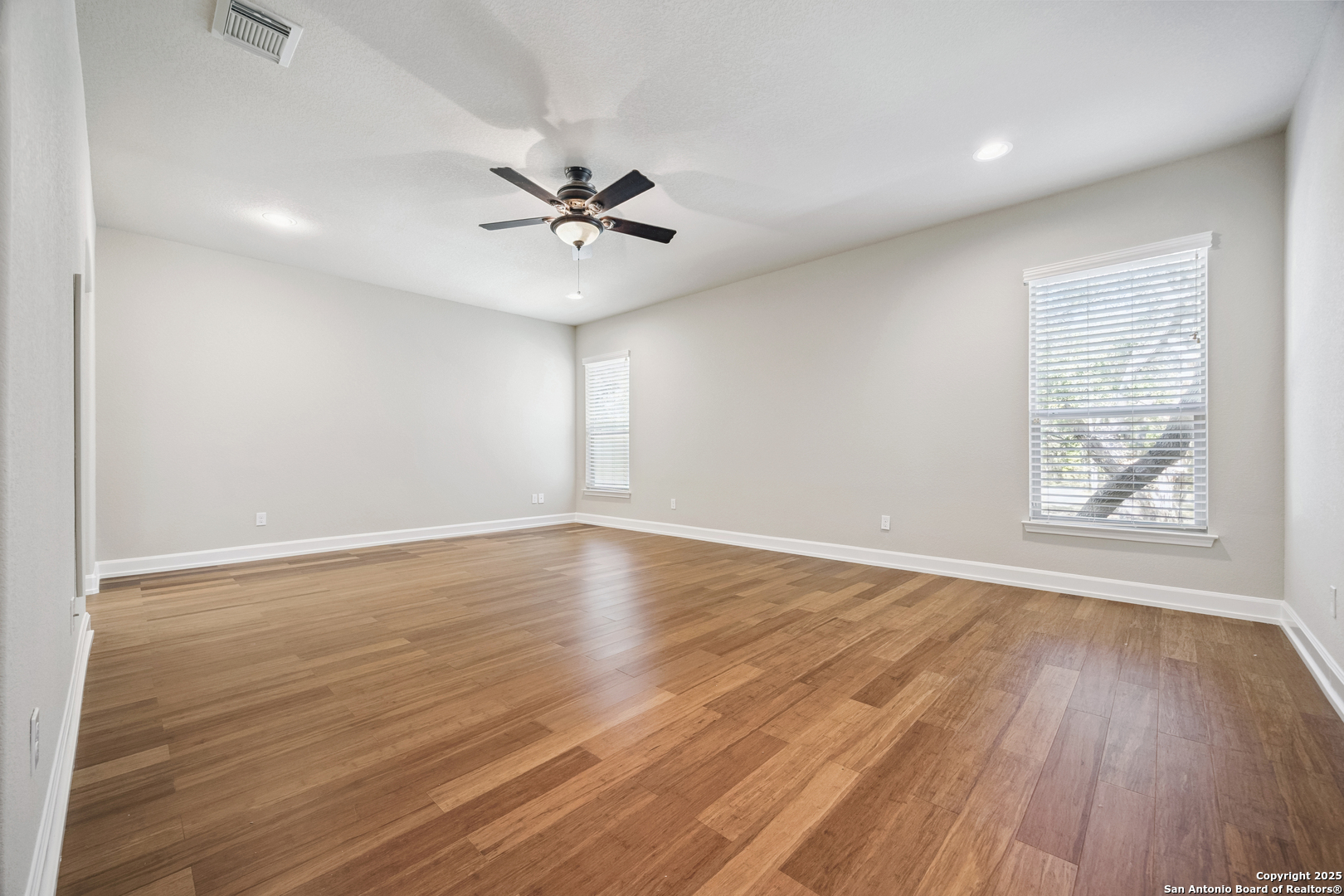 322 Eugene Sasser San Antonio TX 78260