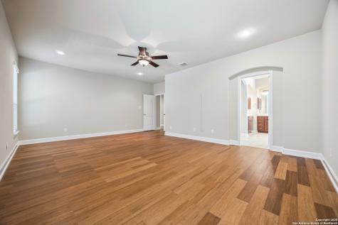 322 Eugene Sasser San Antonio TX 78260