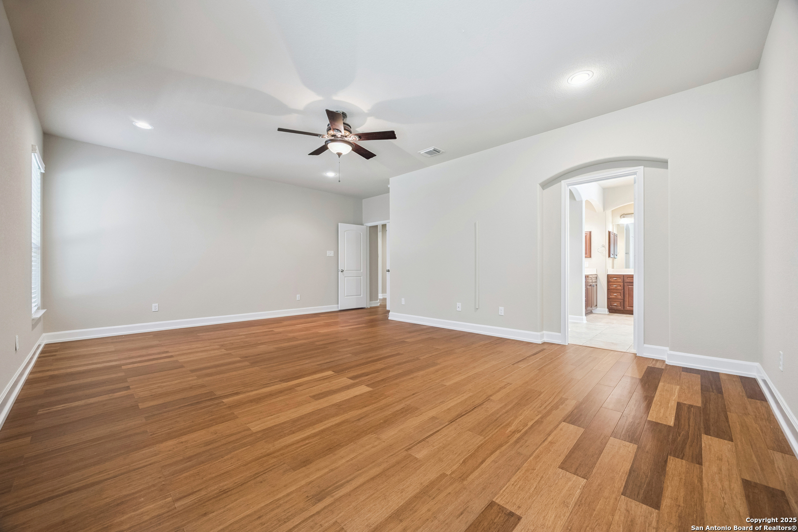 322 Eugene Sasser San Antonio TX 78260