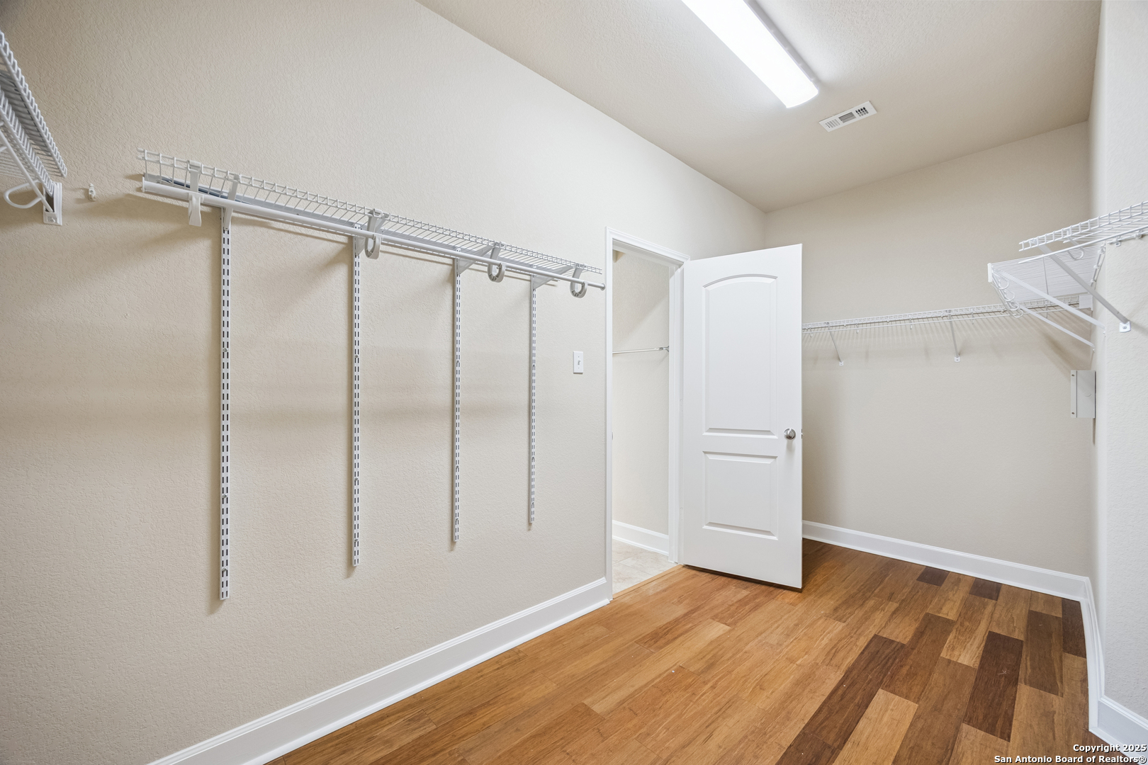 322 Eugene Sasser San Antonio TX 78260