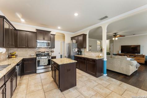 6815 Indian Lodge San Antonio TX 78253
