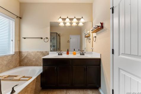 6815 Indian Lodge San Antonio TX 78253