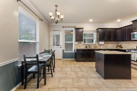 6815 Indian Lodge San Antonio TX 78253