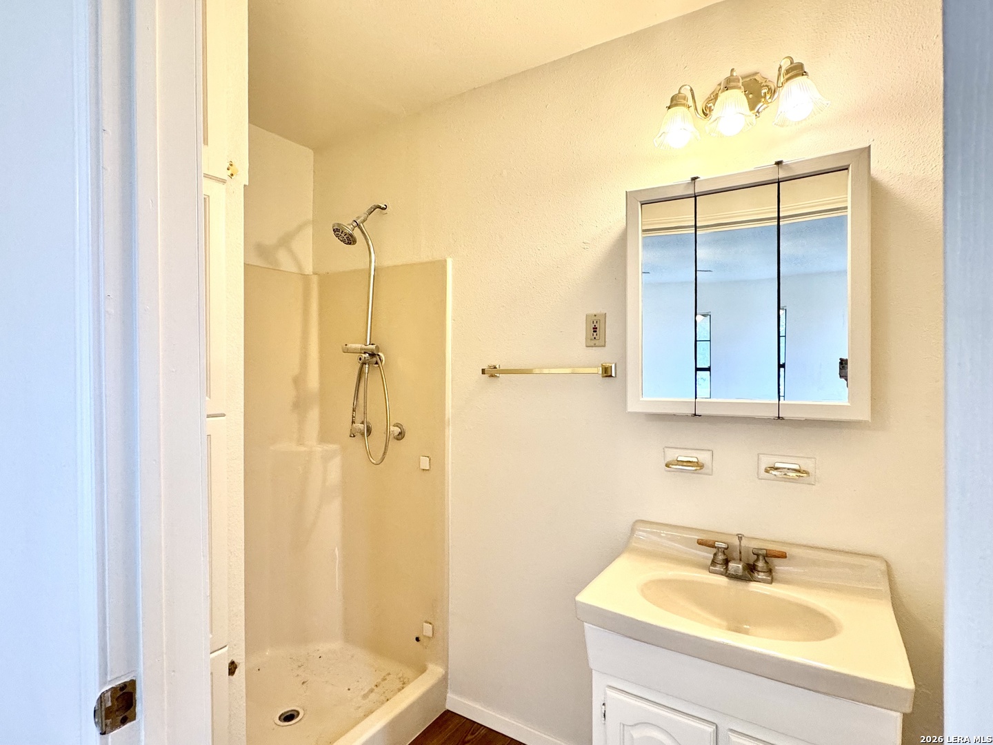 15430 S Main Lytle TX 78052
