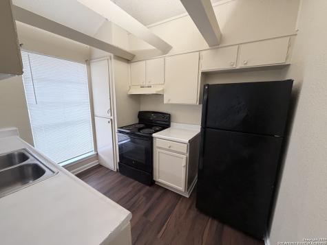 558 Jamaica San Antonio TX 78227