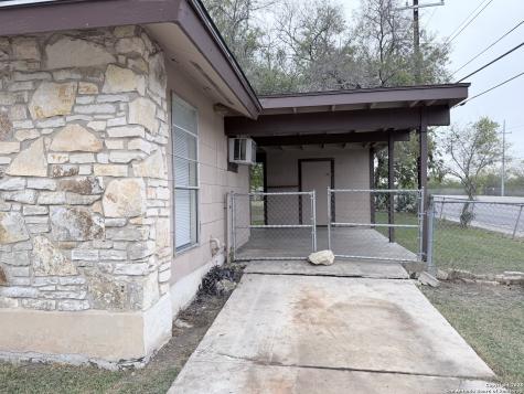 558 Jamaica San Antonio TX 78227