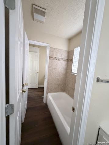 558 Jamaica San Antonio TX 78227