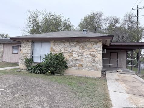 558 Jamaica San Antonio TX 78227