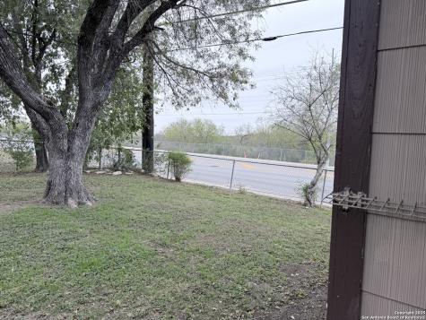 558 Jamaica San Antonio TX 78227