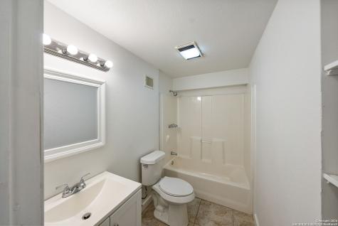 2792 Woodcrest Canyon Lake TX 78133