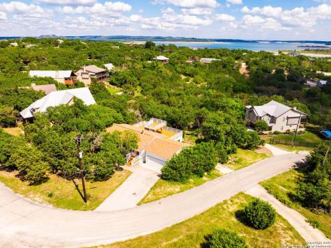 2792 Woodcrest Canyon Lake TX 78133