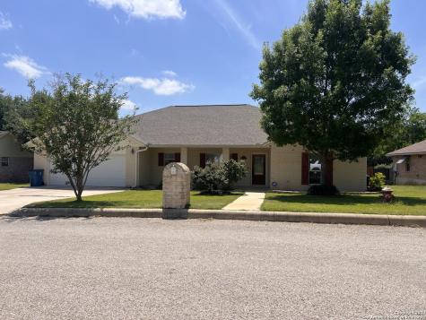 1143 Eagle View Pleasanton TX 78064