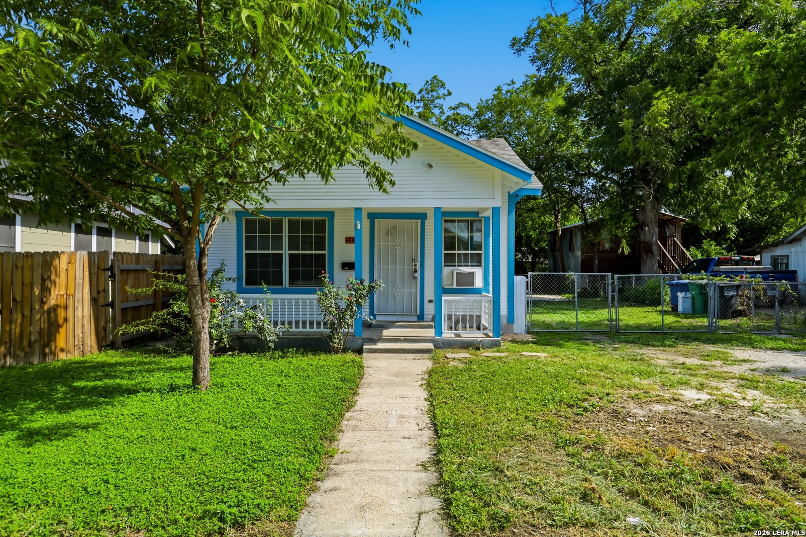 1814 Santa Anna San Antonio TX 78201