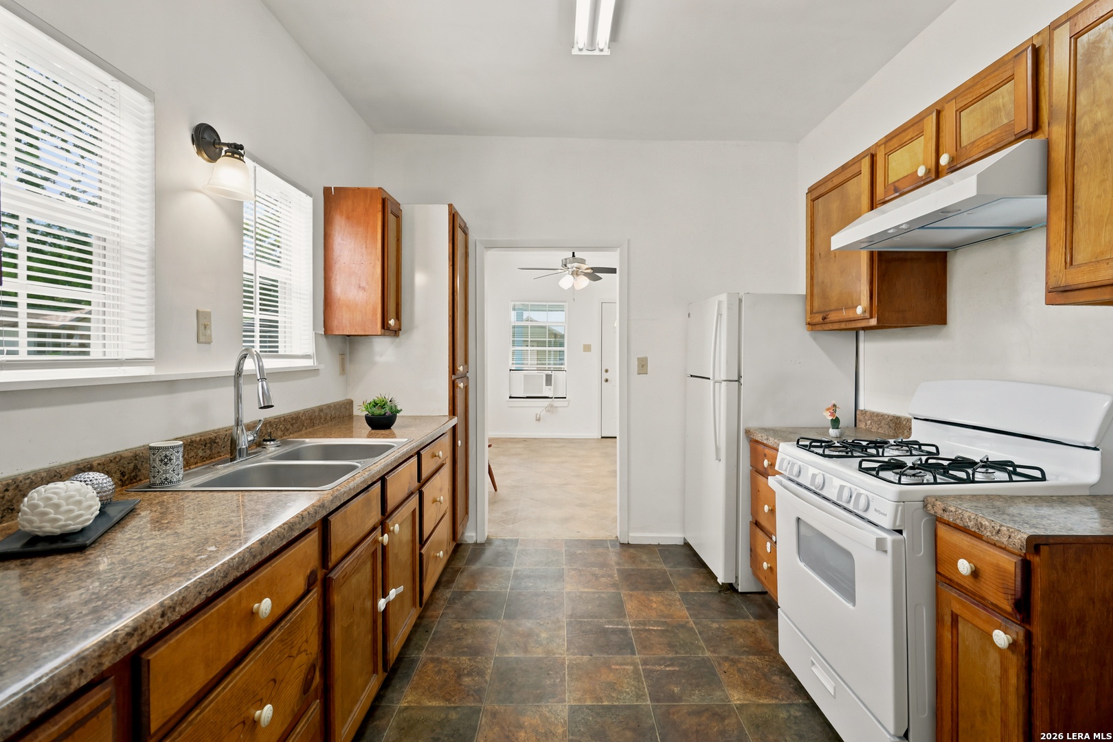 1814 Santa Anna San Antonio TX 78201