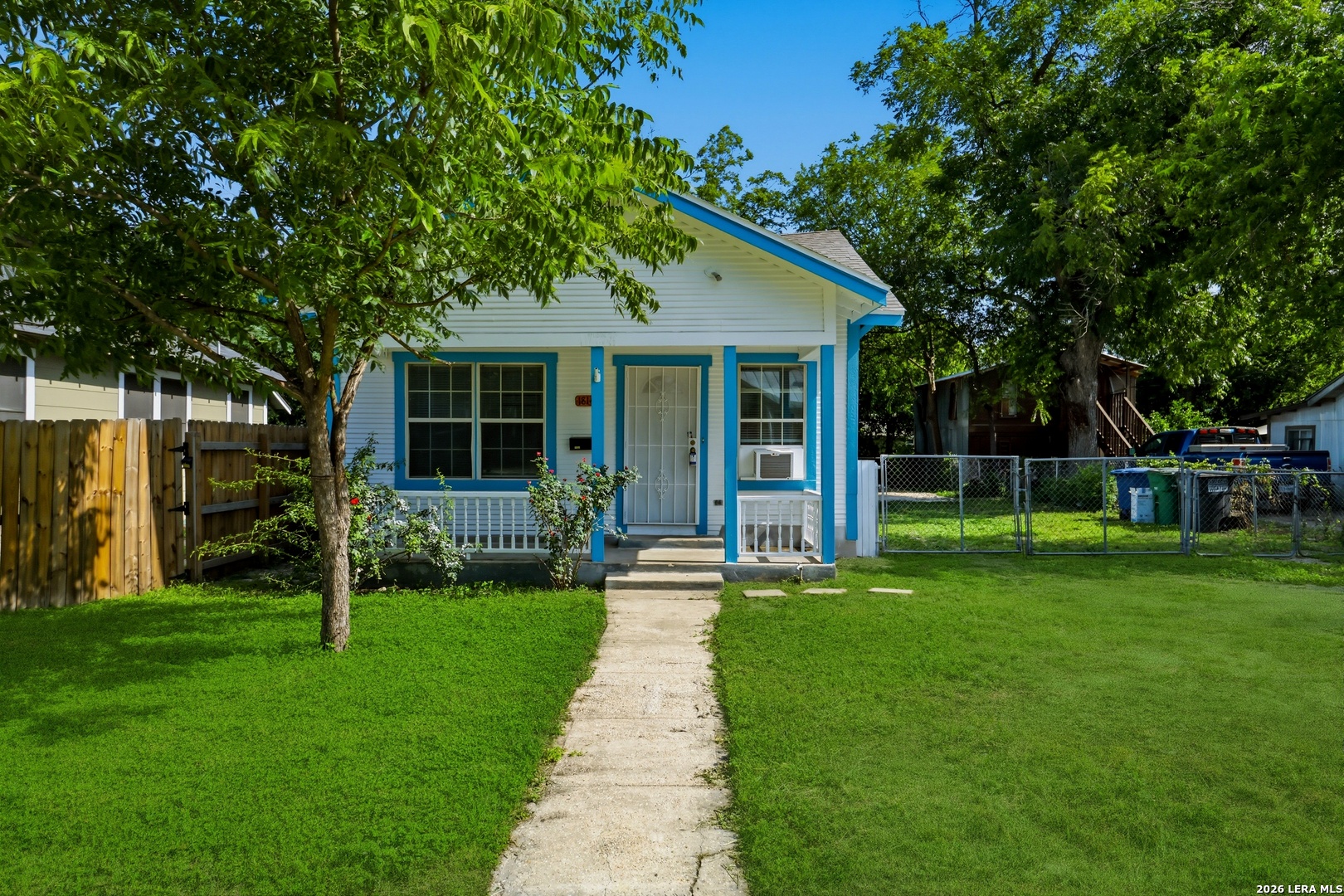 1814 Santa Anna San Antonio TX 78201