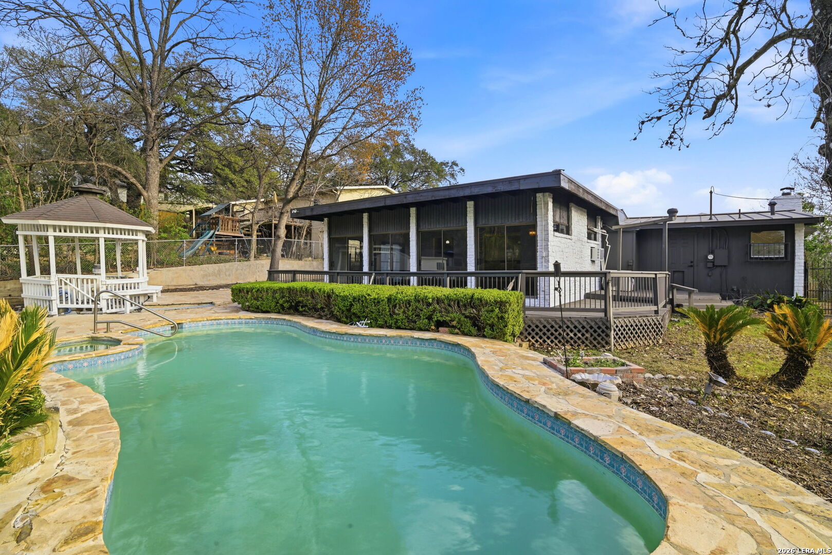 1311 Wiltshire Terrell Hills TX 78209