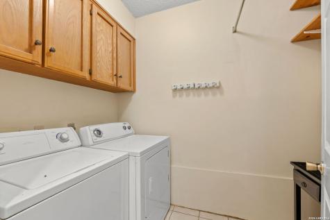 2902 Spring Bend San Antonio TX 78209