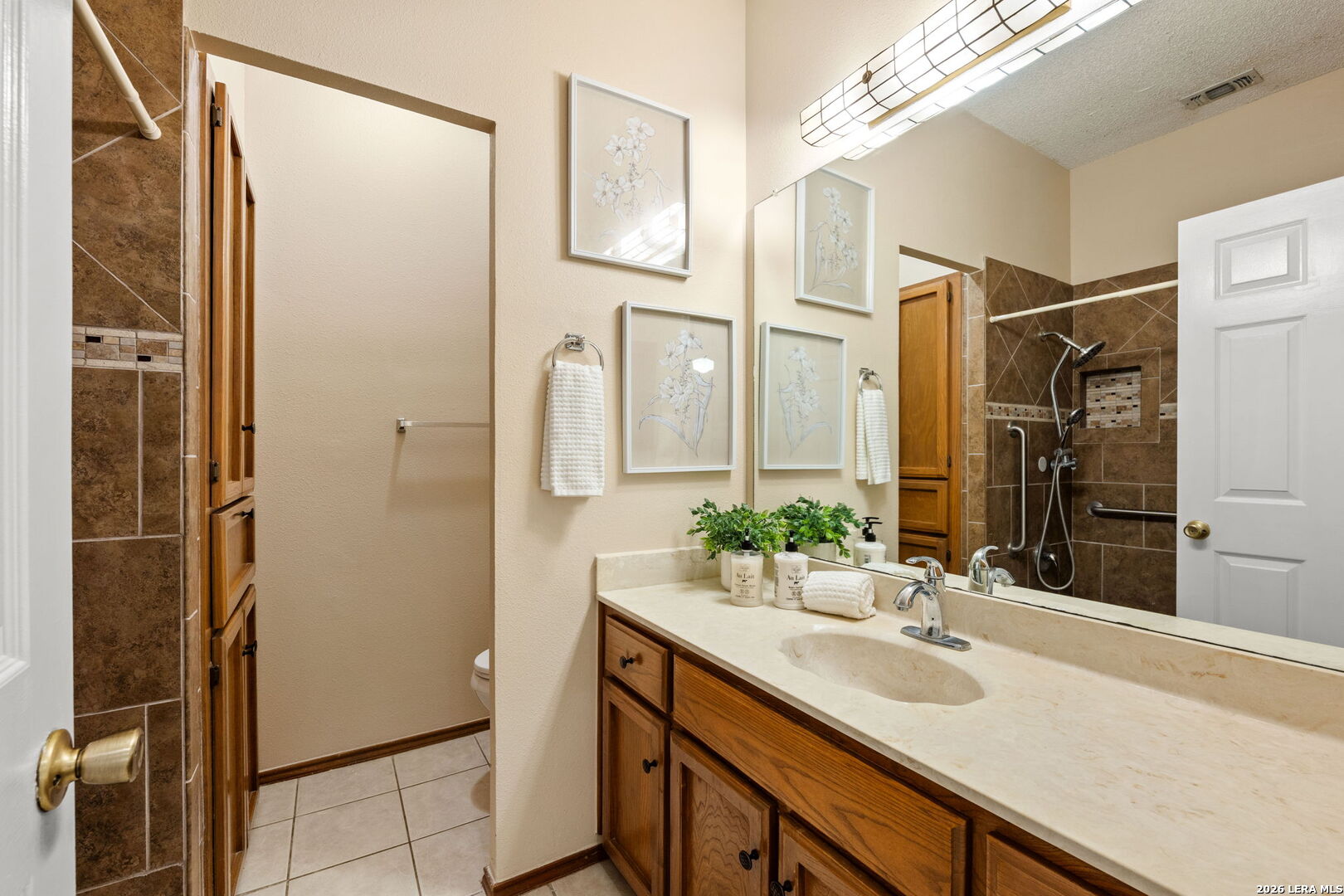 2902 Spring Bend San Antonio TX 78209