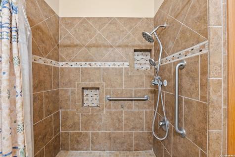 2902 Spring Bend San Antonio TX 78209