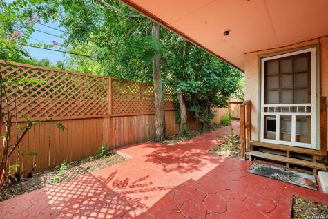 2902 Spring Bend San Antonio TX 78209