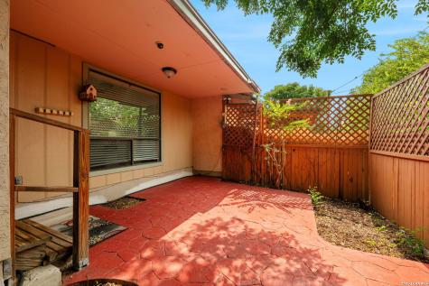2902 Spring Bend San Antonio TX 78209